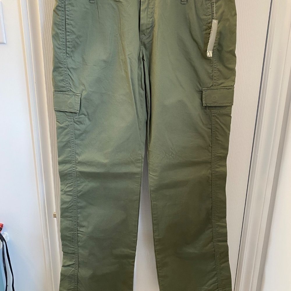 💚 Old Navy “The Diva” Low Rise Pants – Trendy Green 💚 - Picture 2 of 5
